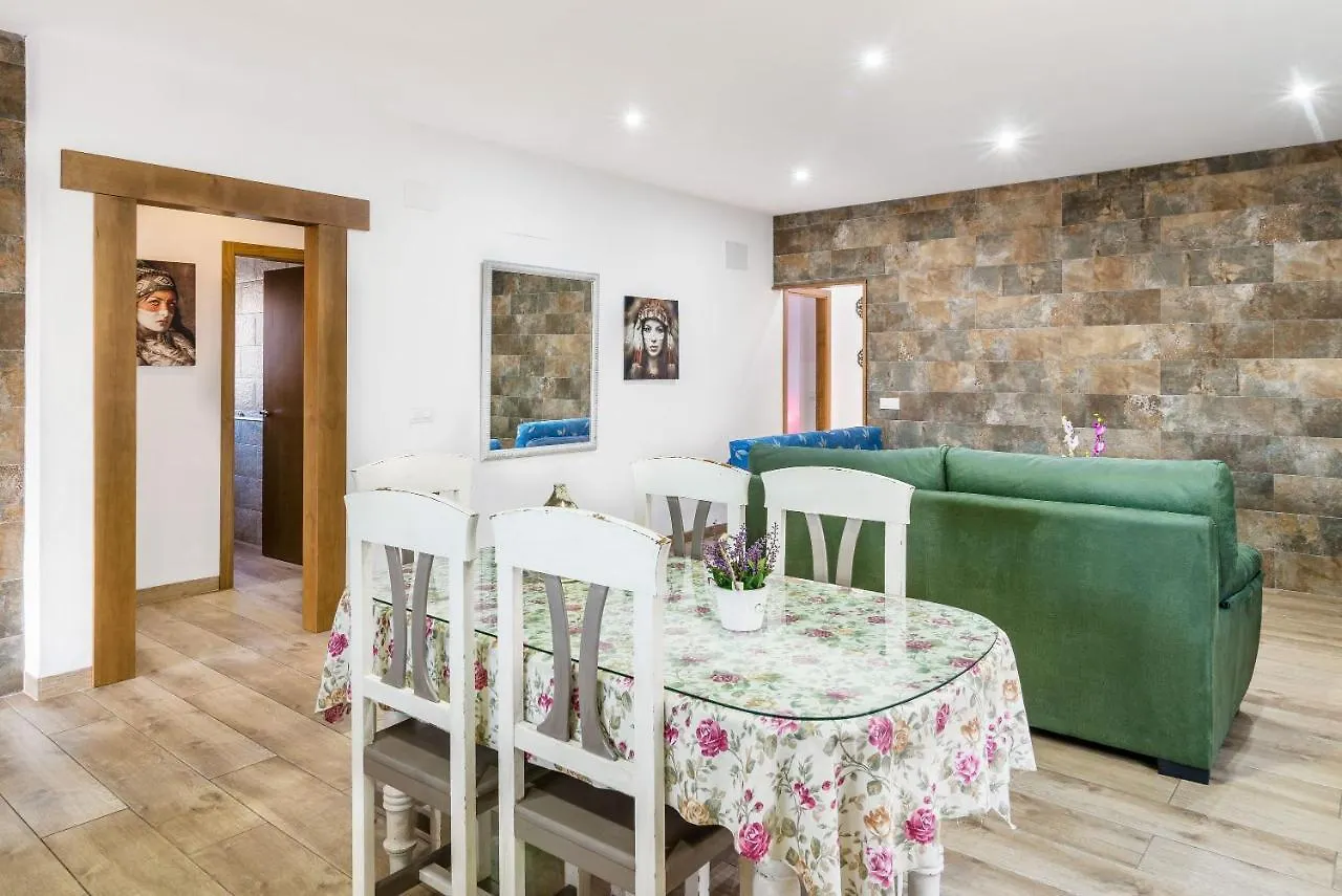 Chalet Rubio Cabeza 科尼尔-德拉弗龙特拉 0*,